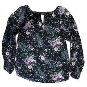 Women’s Medium A. Byer Black Floral Cold Shoulder & Forearm Blouse